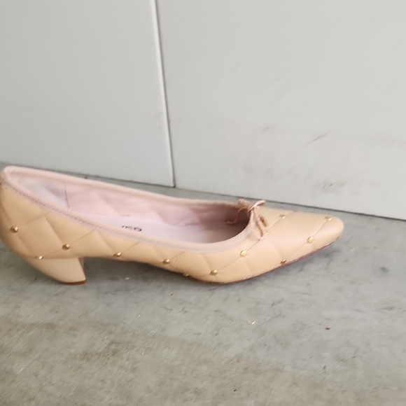 Paul Mayer women's size 9 Titou quilted leather pumps. - Picture 7 of 10